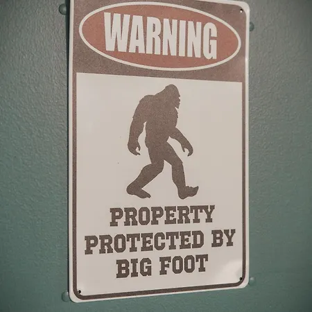 Villa Bigfoot'S Hideout - A Hocking Hills Escape Logan Exterior foto