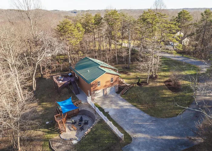 Bigfoot\'S Hideout - A Hocking Hills Escape